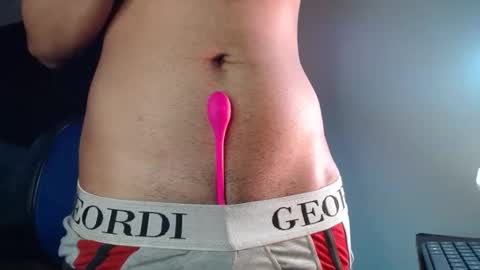 Snapshot of dannteftm chatting on 11.06.25 DANNTE online show from 11.06.25