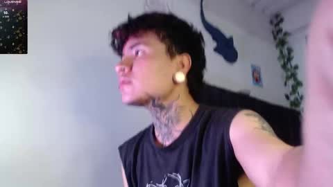 Snapshot of dannteftm chatting on 11.06.25 DANNTE online show from 11.06.25