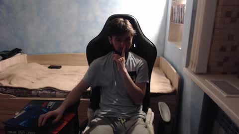 Snapshot of danny634 chatting on 01.21.25 Danny online show from 01.21.25