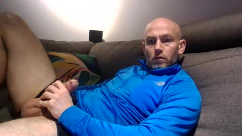 Snapshot of danny81boy chatting on 04.29.26 danny81boy online show from 04.29.26
