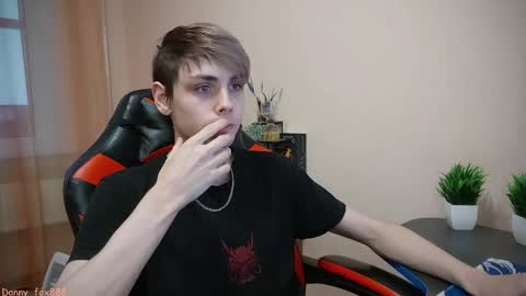 Snapshot of danny_fox888 chatting on 03.03.25 Daniel online show from 03.03.25