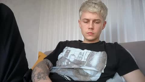 Snapshot of danny_love01 chatting on 05.06.26 danny online show from 05.06.26