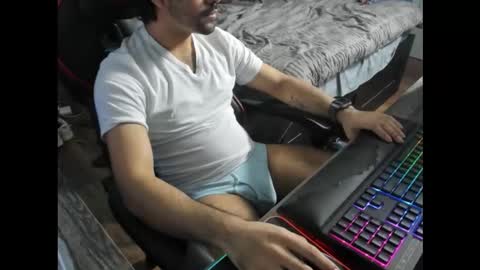 Snapshot of dannydusk chatting on 03.03.26 Danny online show from 03.03.26