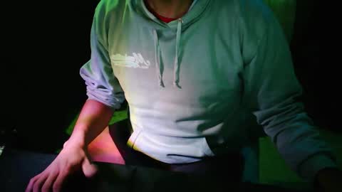 Snapshot of dannyelgrande chatting on 11.14.25 Bigman online show from 11.14.25