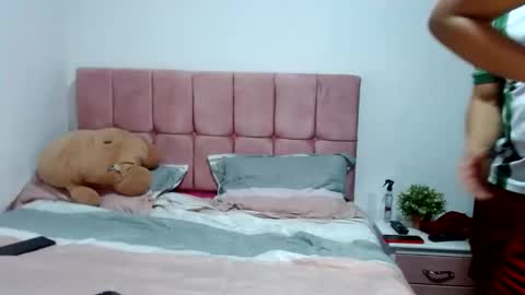 Snapshot of dannyhothot chatting on 03.12.25 danny and ruby online show from 03.12.25