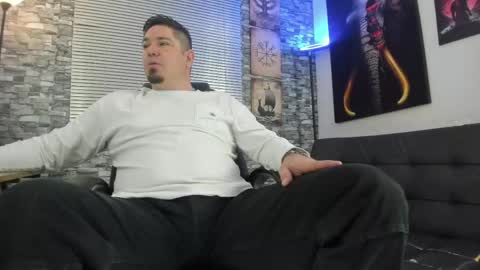 Snapshot of dante_bellini chatting on 05.27.26 dante_bellini online show from 05.27.26