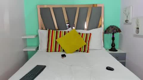 Snapshot of dante_bieber chatting on 12.22.25 dante online show from 12.22.25