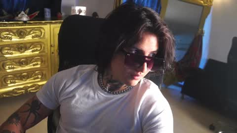 Snapshot of dantecoppolaa chatting on 02.02.25 Dante coppola online show from 02.02.25