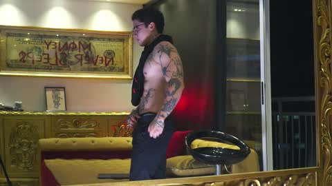 Snapshot of dantecoppolaa chatting on 02.11.26 Dante coppola online show from 02.11.26