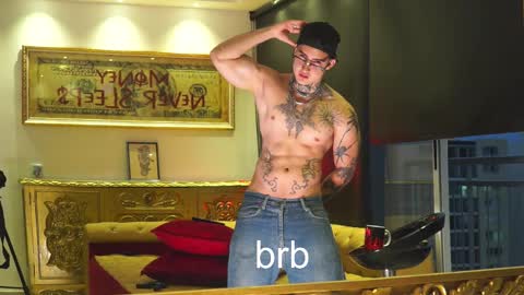 Snapshot of dantecoppolaa chatting on 02.22.26 Dante coppola online show from 02.22.26