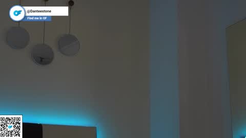 Snapshot of danteestone chatting on 01.14.26 Dante online show from 01.14.26