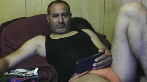 Snapshot of dantehot82 chatting on 10.15.25 dantehot82 online show from 10.15.25