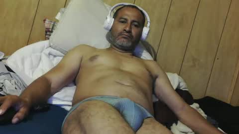 Snapshot of dantehot82 chatting on 10.19.25 dantehot82 online show from 10.19.25