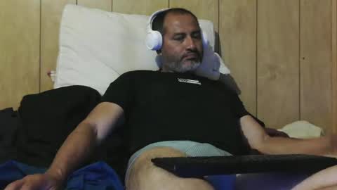 Snapshot of dantehot82 chatting on 10.23.25 dantehot82 online show from 10.23.25