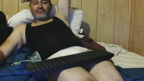 Snapshot of dantehot82 chatting on 10.24.25 dantehot82 online show from 10.24.25