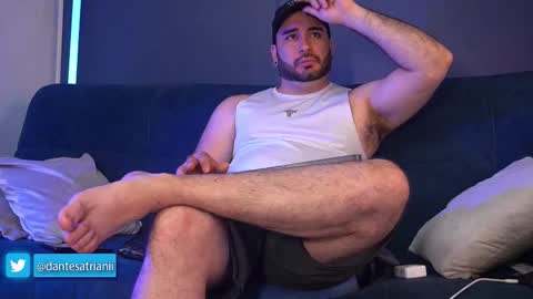 Snapshot of dantesatrianii chatting on 02.01.26 Dante online show from 02.01.26