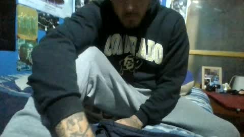 Snapshot of dantesucubus chatting on 06.18.26 Incubus boy online show from 06.18.26