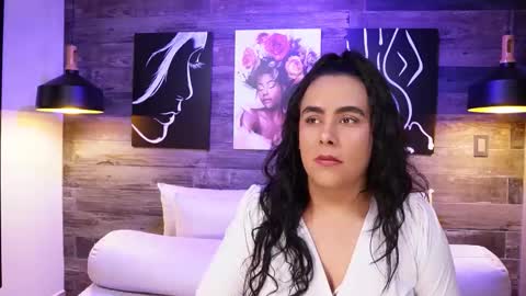 Dany And Alexa online show from 10.15.25