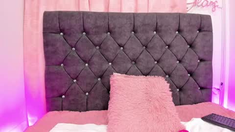 Snapshot of dany_brownie chatting on 12.04.24 hi im DanyBest Squirter here on cb online show from 12.04.24