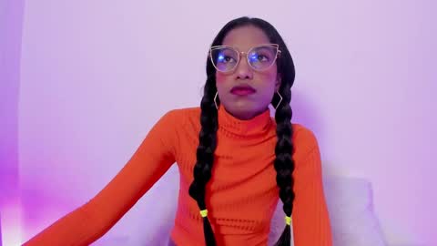 Snapshot of dany_brownie chatting on 01.21.25 hi im DanyBest Squirter here on cb online show from 01.21.25