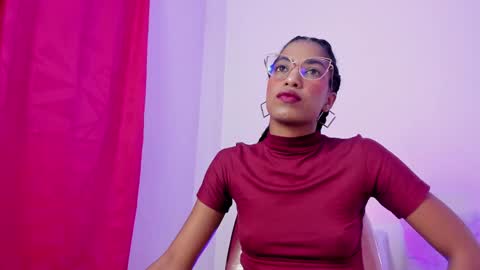 Snapshot of dany_brownie chatting on 01.23.25 hi im DanyBest Squirter here on cb online show from 01.23.25