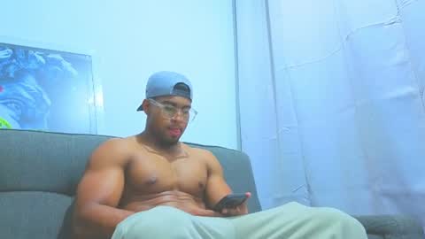 Snapshot of dany_dryy chatting on 06.19.26 Dany online show from 06.19.26