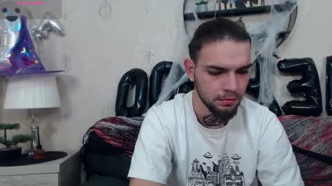 Snapshot of danyelcarter chatting on 10.22.25 Danyel online show from 10.22.25