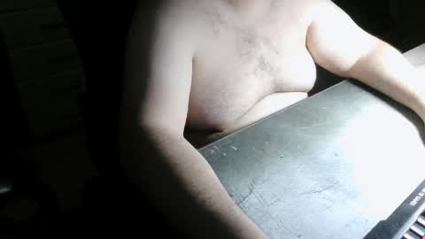 Snapshot of danysanchez1981 chatting on 10.15.25 danysanchez1981 online show from 10.15.25