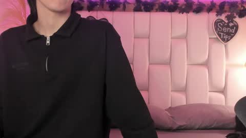 daphne_and_roger online show from 03.17.26