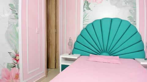 Snapshot of daphne_fox_ chatting on 01.16.25 Daphne  online show from 01.16.25