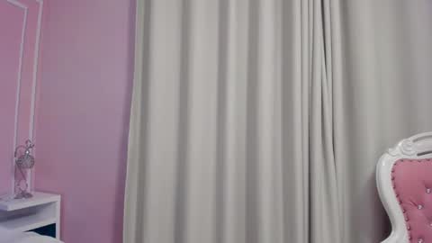 Snapshot of daphne_fox_ chatting on 01.31.25 Daphne  online show from 01.31.25