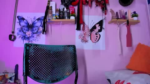 Snapshot of daphneandrade chatting on 01.26.25 daphneandrade online show from 01.26.25