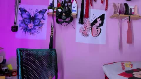 Snapshot of daphneandrade chatting on 02.20.25 daphneandrade online show from 02.20.25