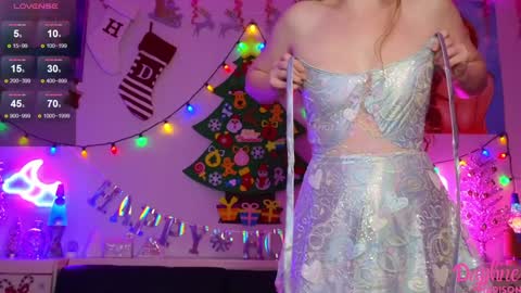 Daphne Madison online show from 12.28.24