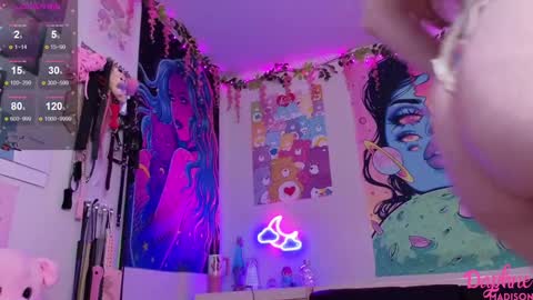 Daphne Madison online show from 09.09.25