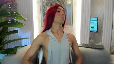 Snapshot of dara_petite_ chatting on 10.16.25 online show from 10.16.25