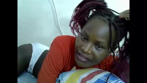 Snapshot of darberry21 chatting on 02.26.25 ESTHER online show from 02.26.25