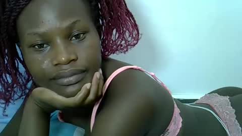 Snapshot of darberry21 chatting on 03.05.25 ESTHER online show from 03.05.25