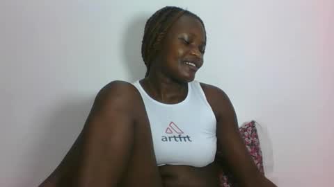 ESTHER online show from 03.02.26