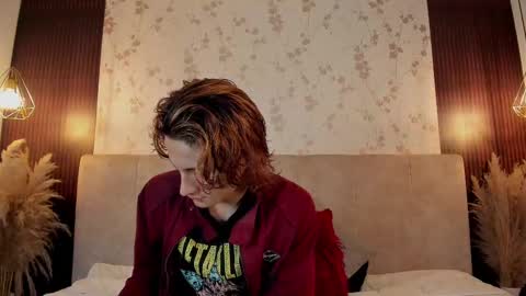Darcy online show from 09.19.25