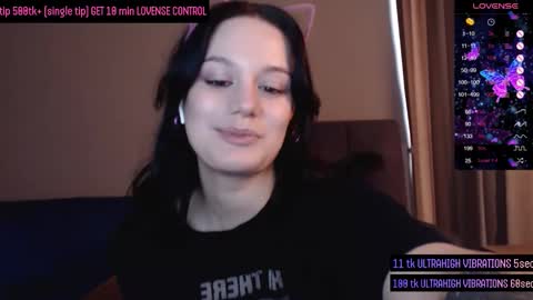 Snapshot of darcyie1ove chatting on 10.05.25 Darcy online show from 10.05.25