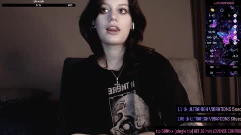 Snapshot of darcyie1ove chatting on 11.11.25 Darcy online show from 11.11.25