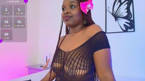 Snapshot of darelyn_reed chatting on 11.05.25 Darelyn online show from 11.05.25