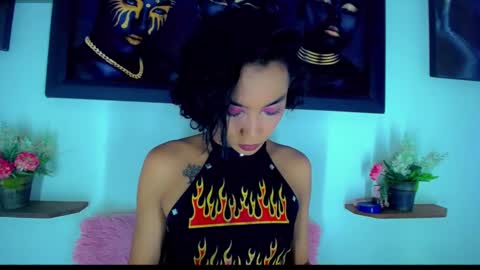 Snapshot of darianna_atehortua chatting on 02.19.26 Dary online show from 02.19.26