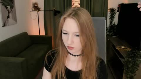 Snapshot of dariatate chatting on 05.17.26 Daria Tate online show from 05.17.26