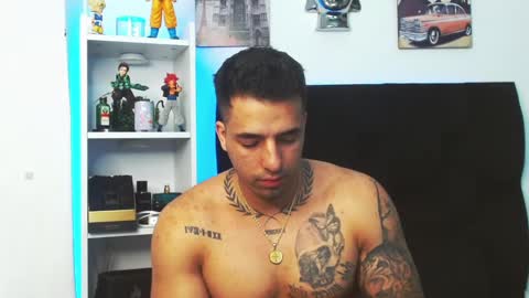 Darius Phoenix  online show from 12.15.24