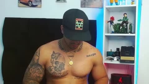 Darius Phoenix  online show from 12.21.24