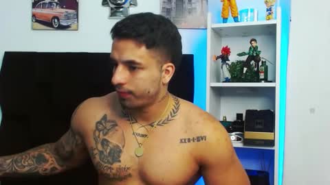 Darius Phoenix  online show from 12.22.24