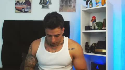 Darius Phoenix  online show from 01.05.25