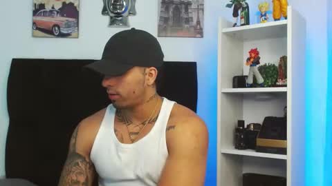 Darius Phoenix  online show from 01.12.25